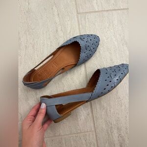 NWOT Spring Step blue flats with lace details